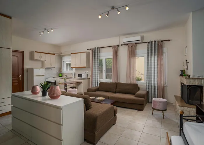 With Private Parking And Heating Near Olympus Trails Apartment